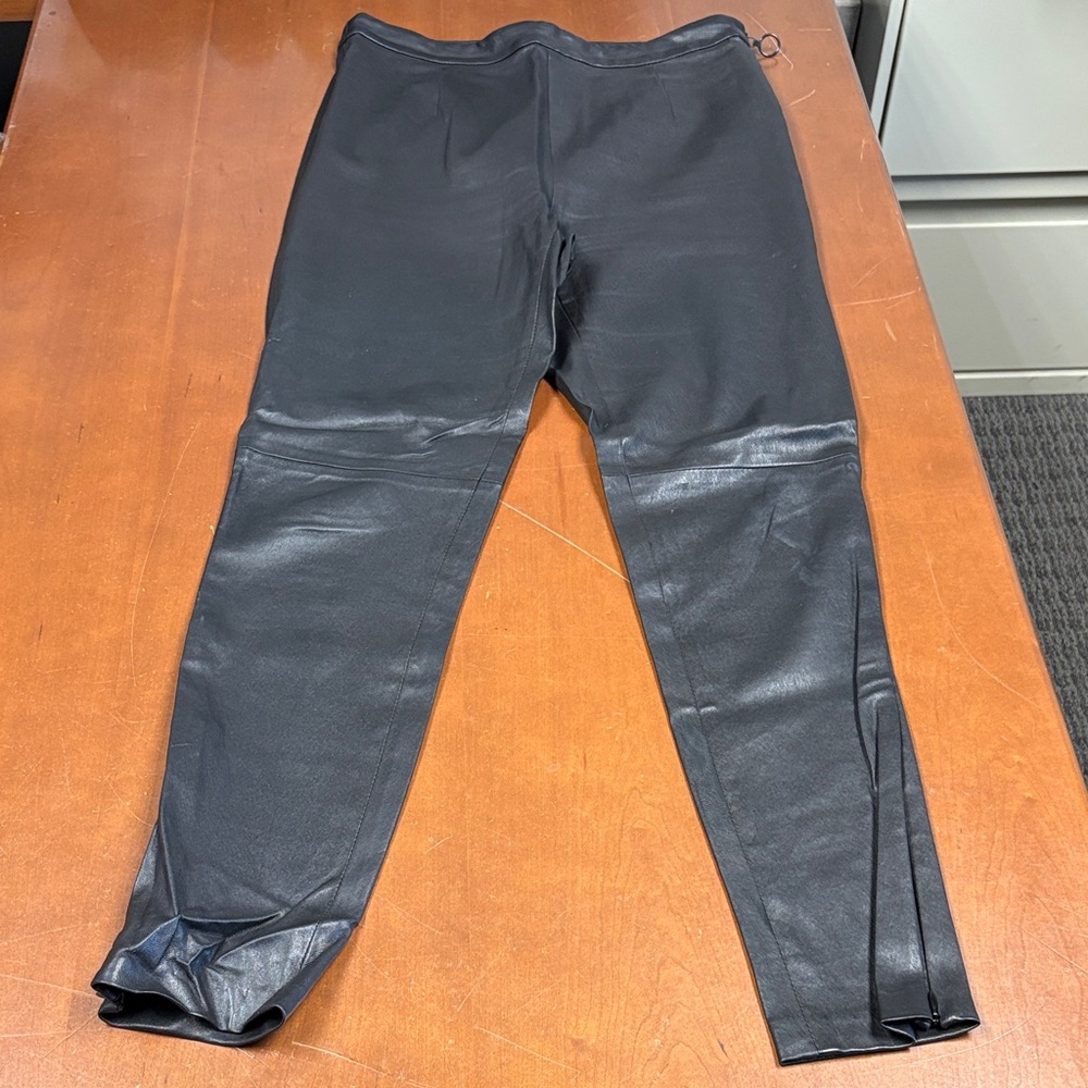 Sold on External App Sleek Black Leather Leggings